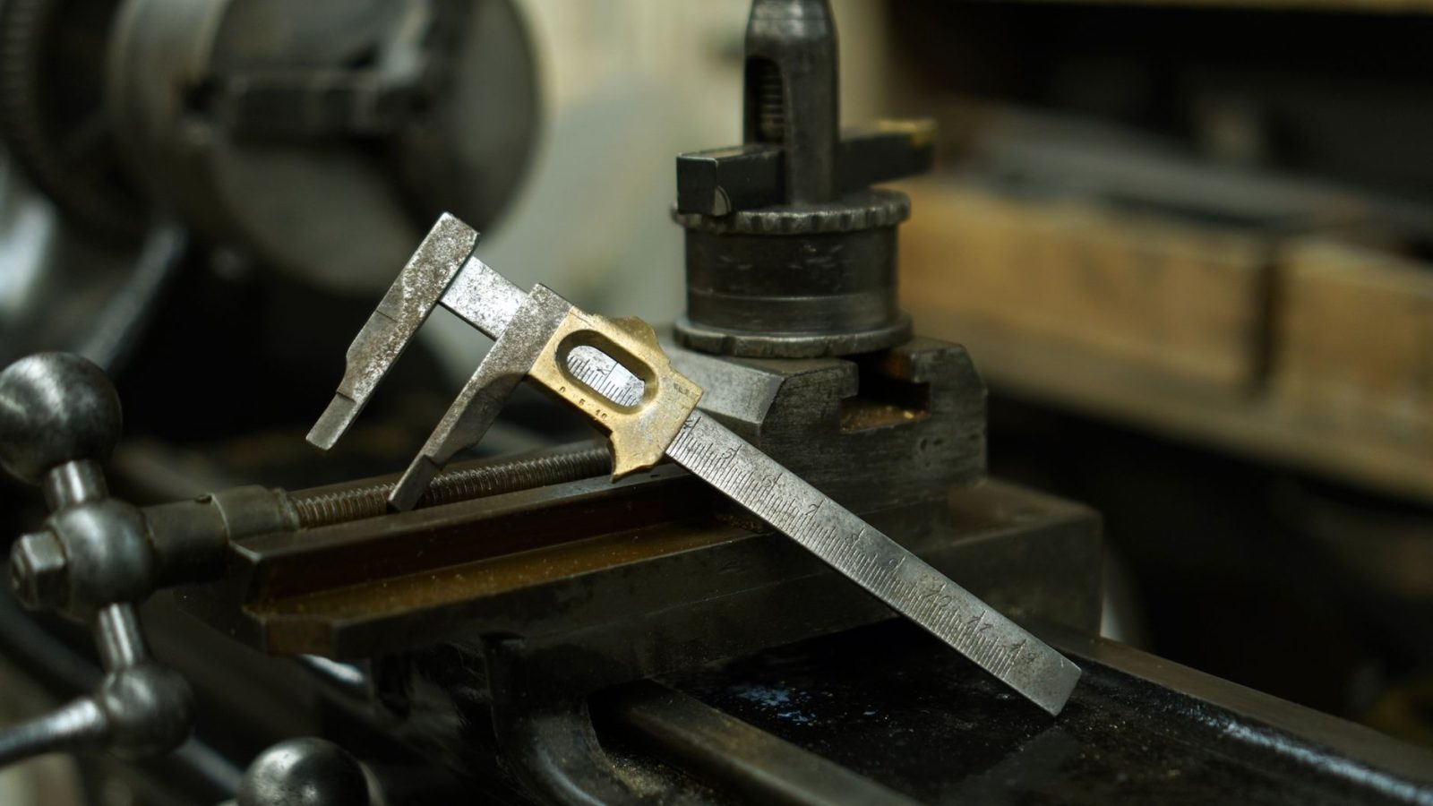 Thước đo (Measuring Ruler): Các yếu tố quan trọng cần đánh giá khi lựa chọn